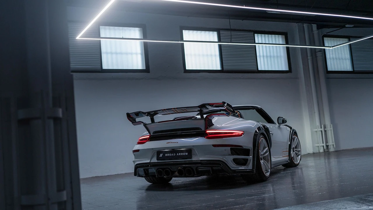 2018 Porsche 991 Turbo S - Image 27 of 31