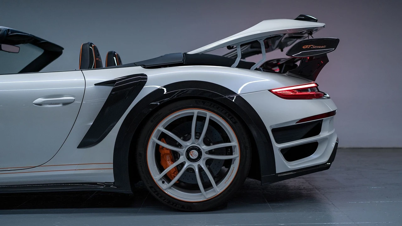 2018 Porsche 991 Turbo S - Image 11 of 31