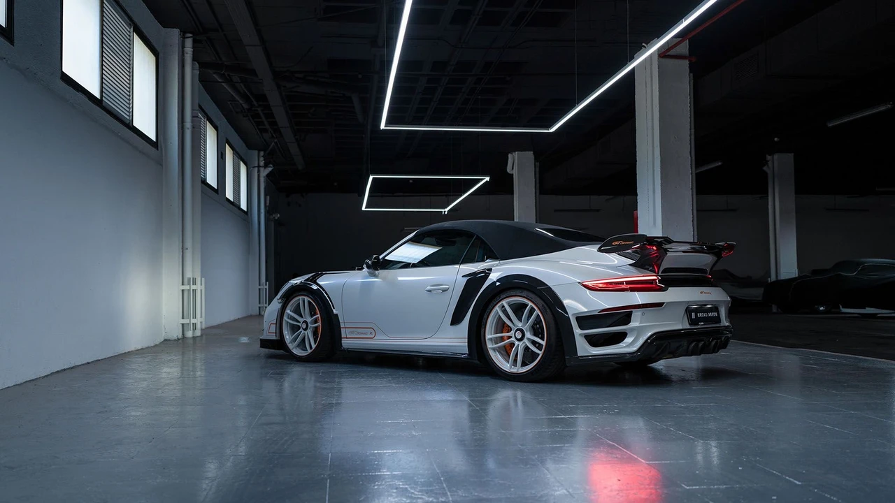 2018 Porsche 991 Turbo S - Image 25 of 31