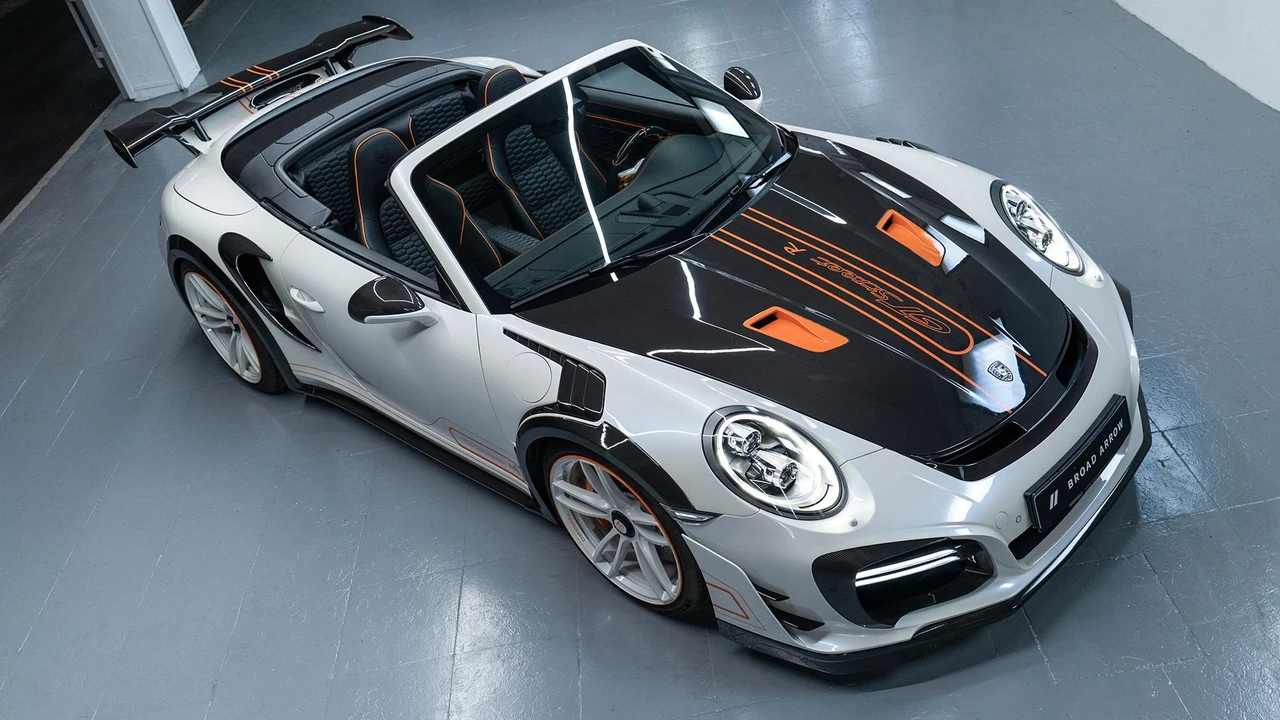 2018 Porsche 991 Turbo S - Image 29 of 31