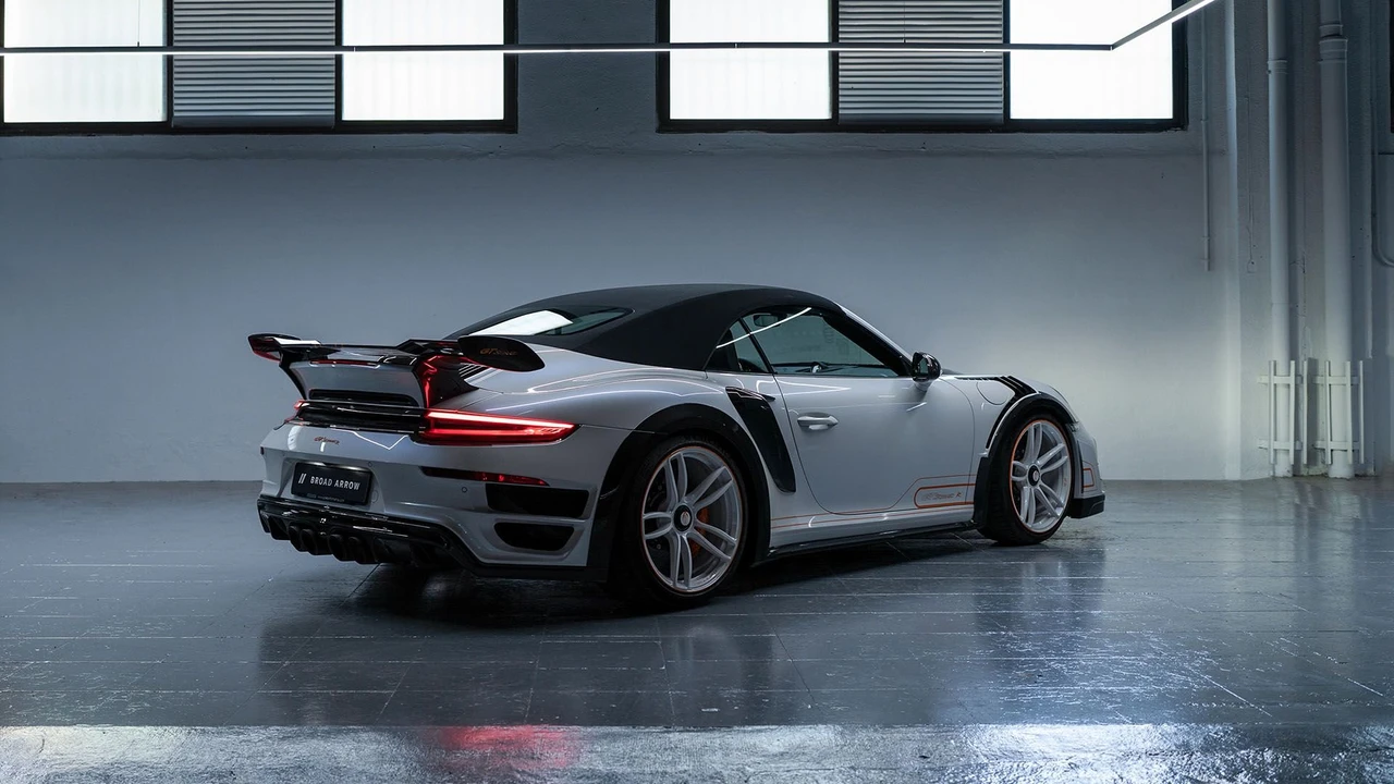 2018 Porsche 991 Turbo S - Image 28 of 31
