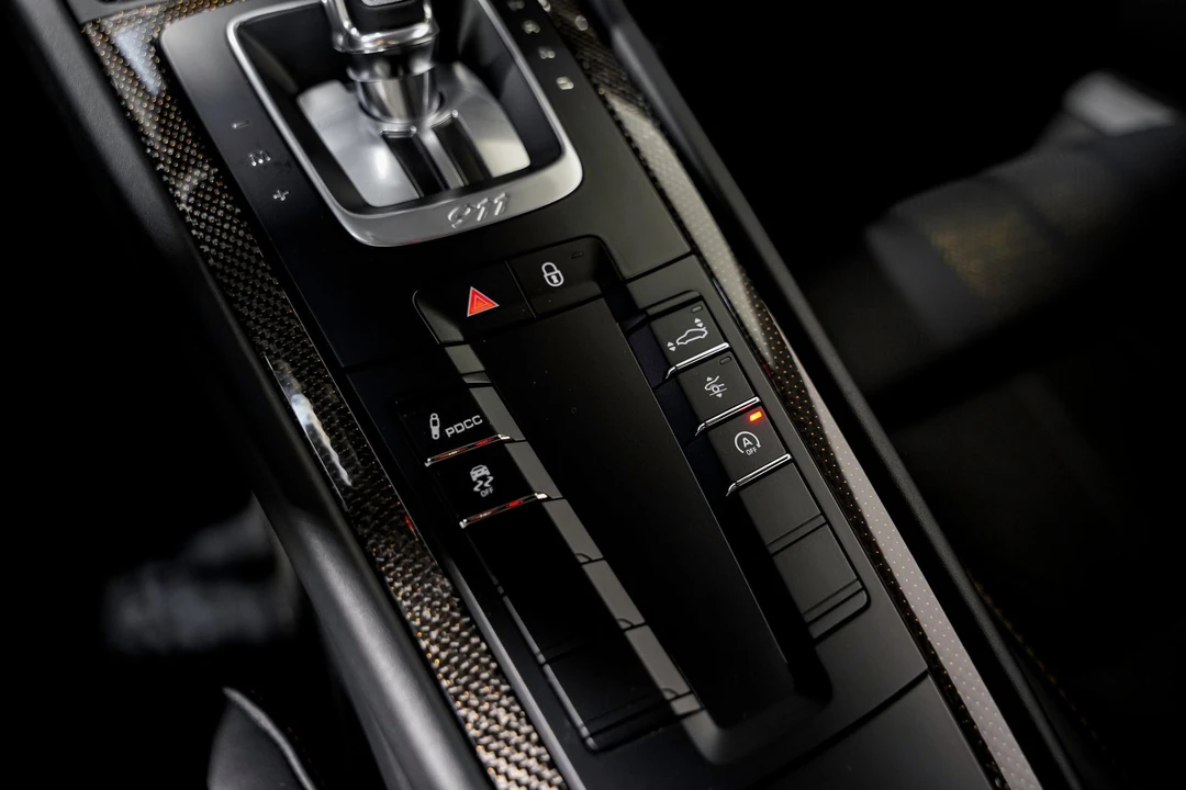 2018 Porsche 991 Turbo S - Image 18 of 31