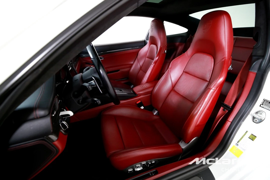 2018 Porsche - Image 11 of 31