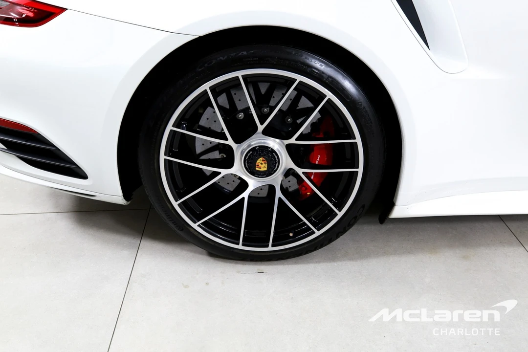 2018 Porsche - Image 28 of 31