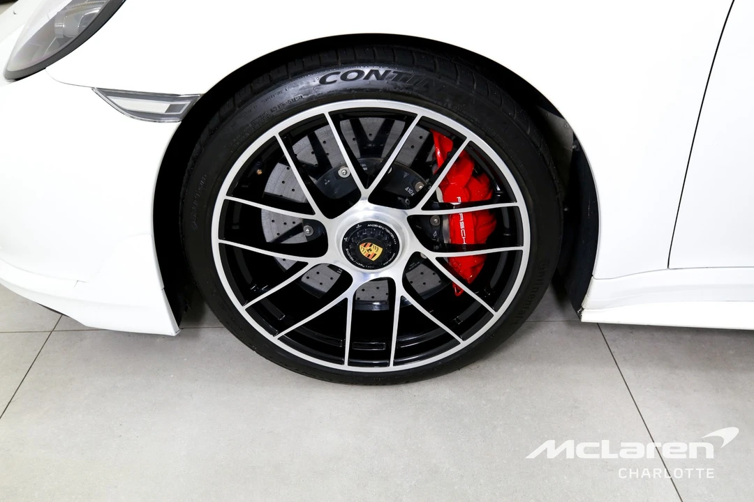2018 Porsche - Image 30 of 31