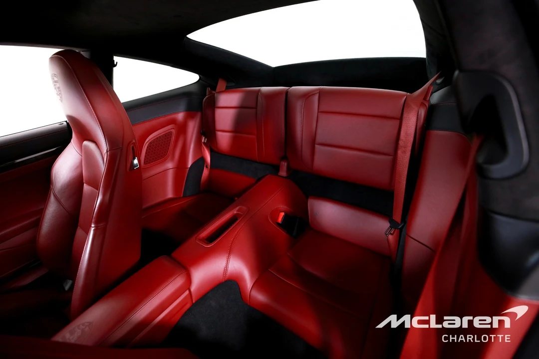 2018 Porsche - Image 16 of 31