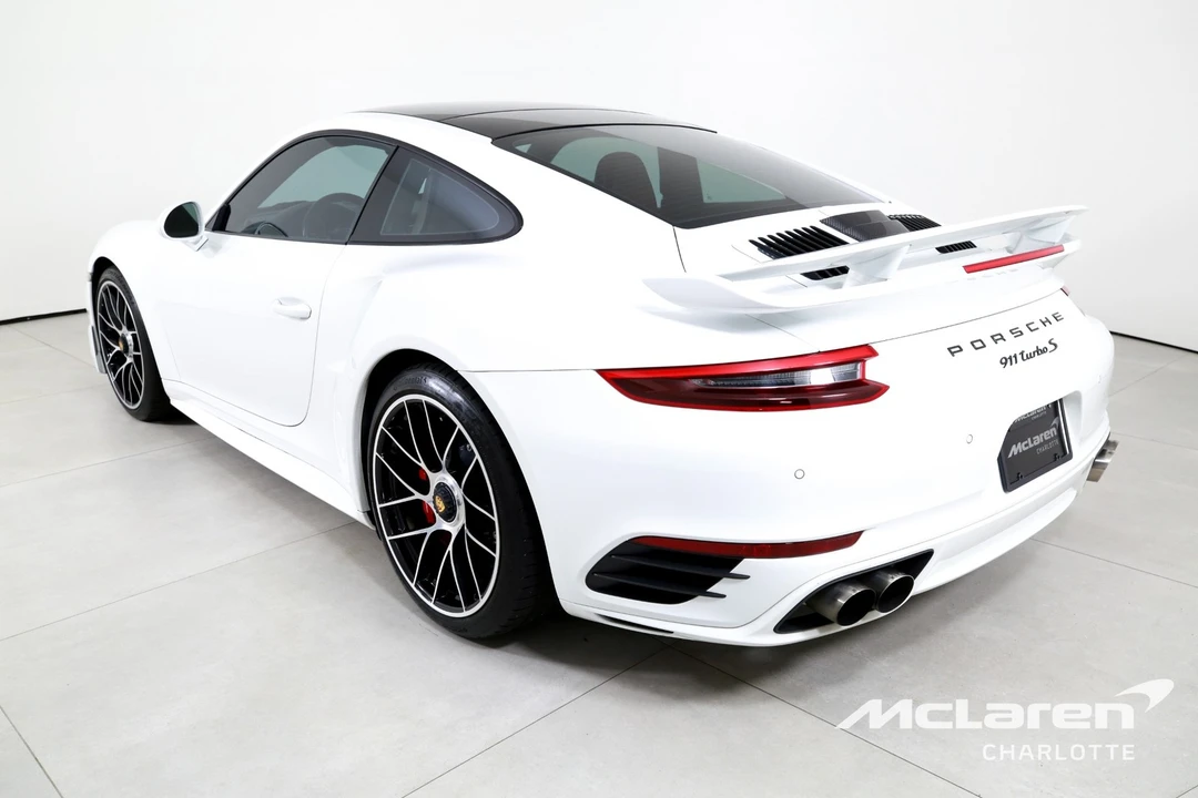 2018 Porsche - Image 6 of 31
