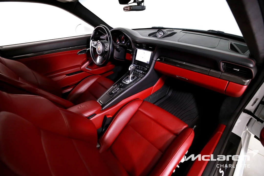 2018 Porsche - Image 21 of 31