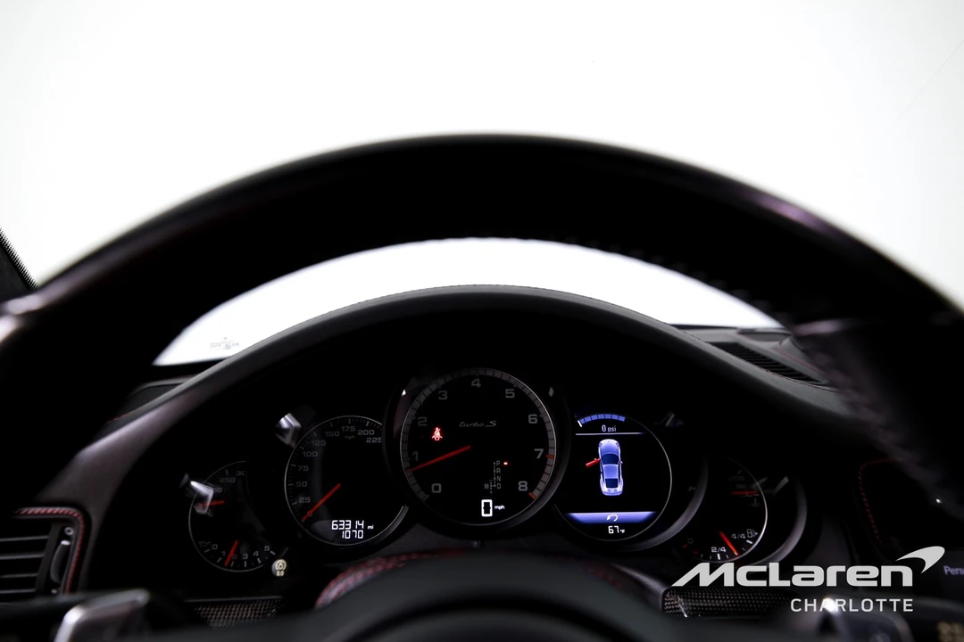 2018 Porsche - Image 13 of 31