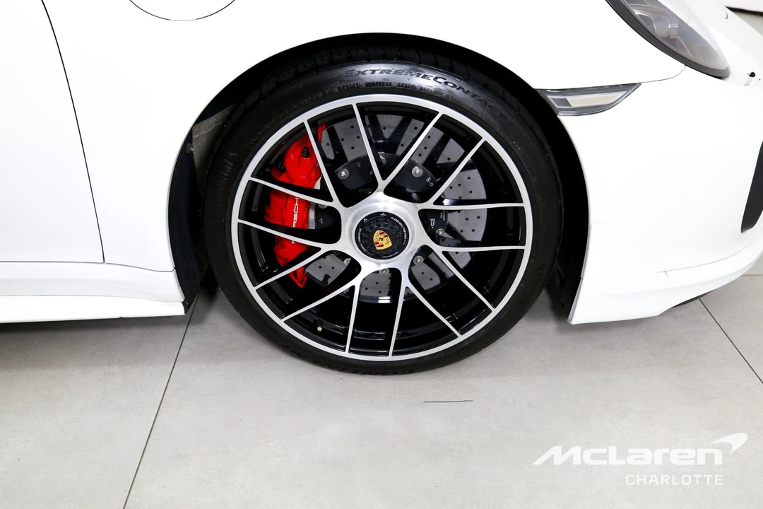 2018 Porsche - Image 29 of 31