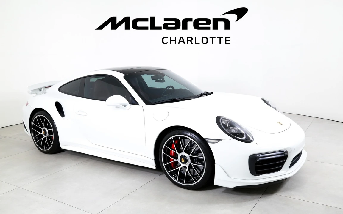 2018 Porsche - Image 2 of 31