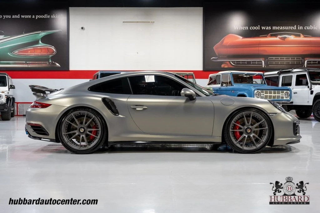 2018 Porsche 911 - Image 8 of 12