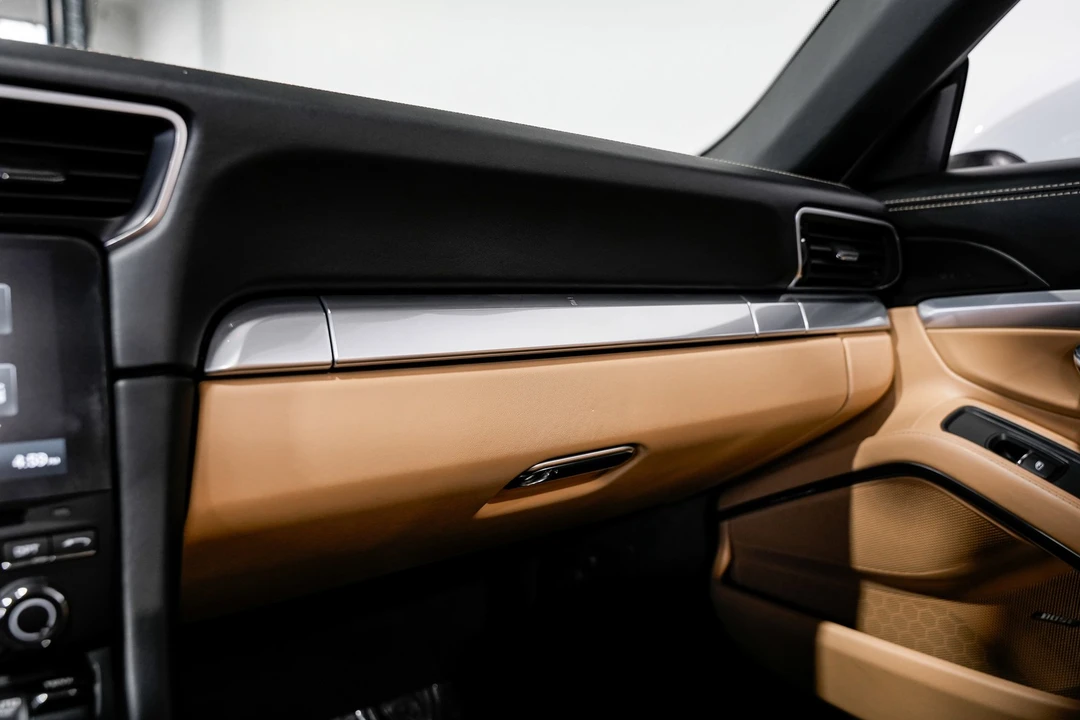 2018 Porsche 991 Turbo - Image 17 of 21