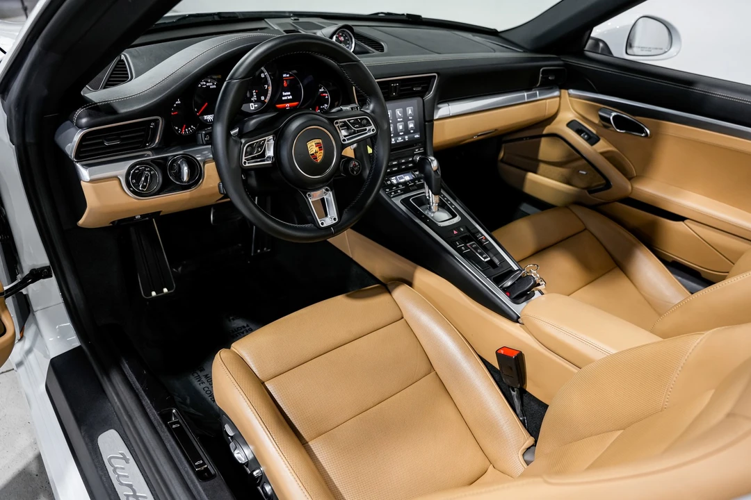 2018 Porsche 991 Turbo - Image 9 of 12