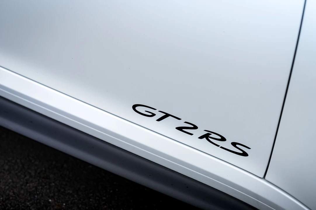 2018 Porsche 991 GT2 RS - Image 15 of 31