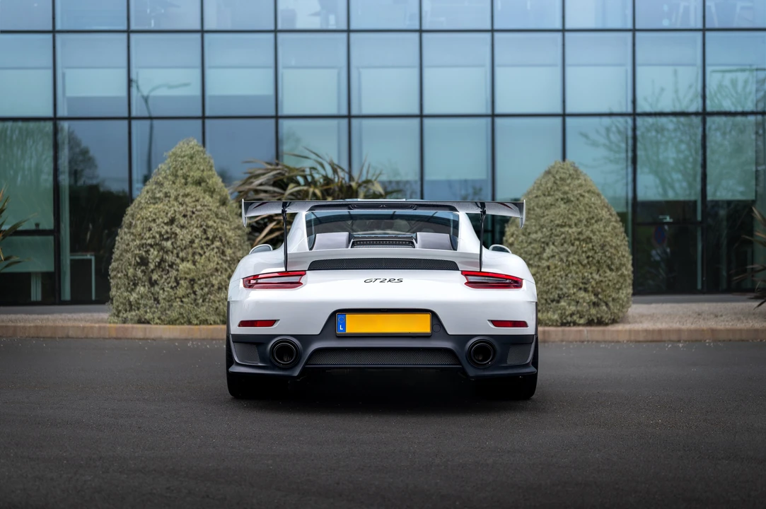 2018 Porsche 991 GT2 RS - Image 6 of 31