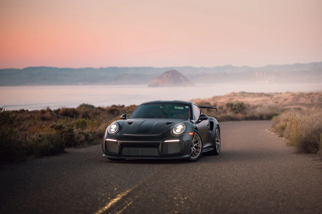 2018 Porsche 991 GT2 RS - Image 10 of 31