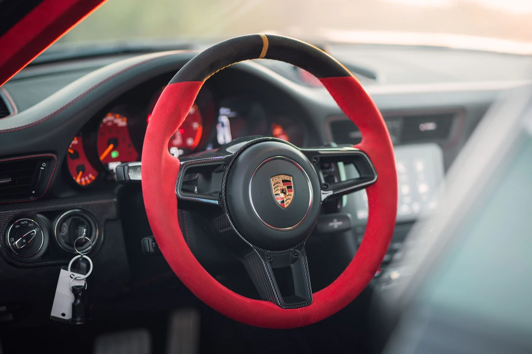 2018 Porsche 991 GT2 RS - Image 23 of 31