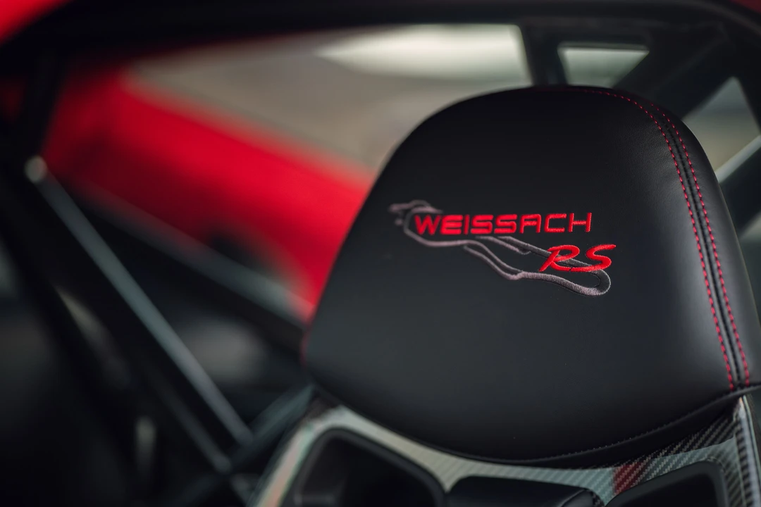 2018 Porsche 991 GT2 RS - Image 16 of 31