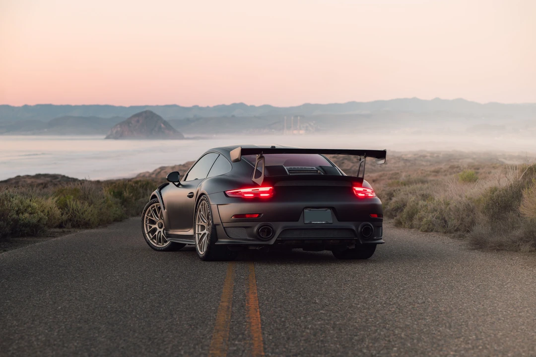 2018 Porsche 991 GT2 RS - Image 18 of 31