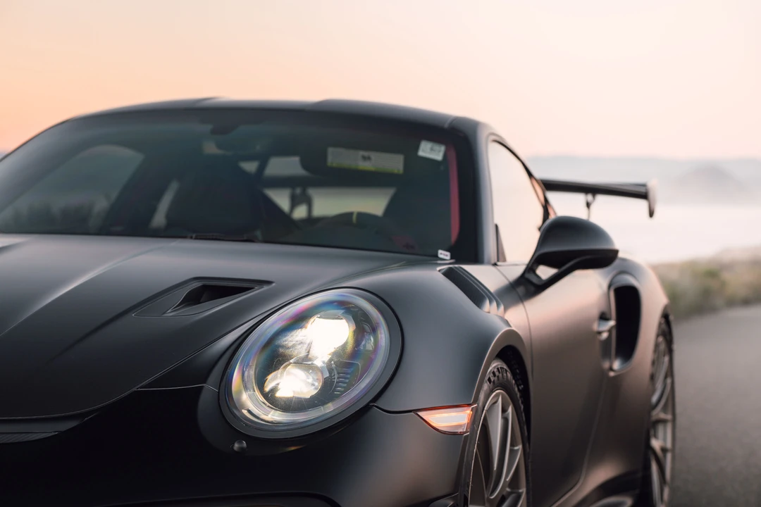 2018 Porsche 991 GT2 RS - Image 19 of 31