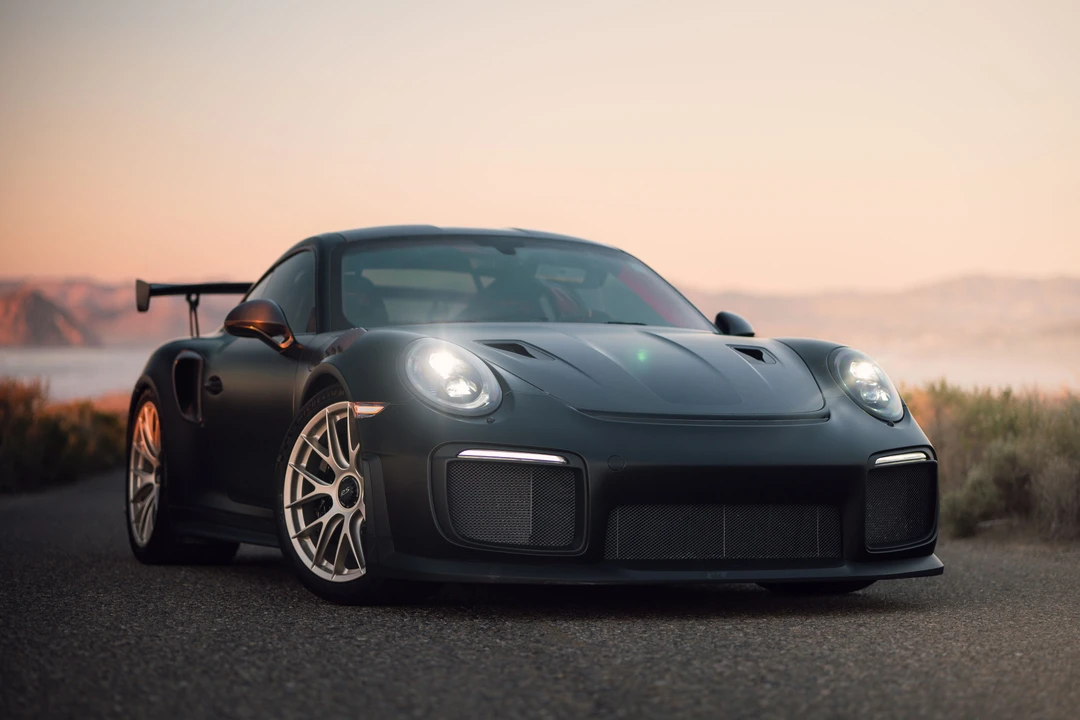 2018 Porsche 991 GT2 RS - Image 2 of 31
