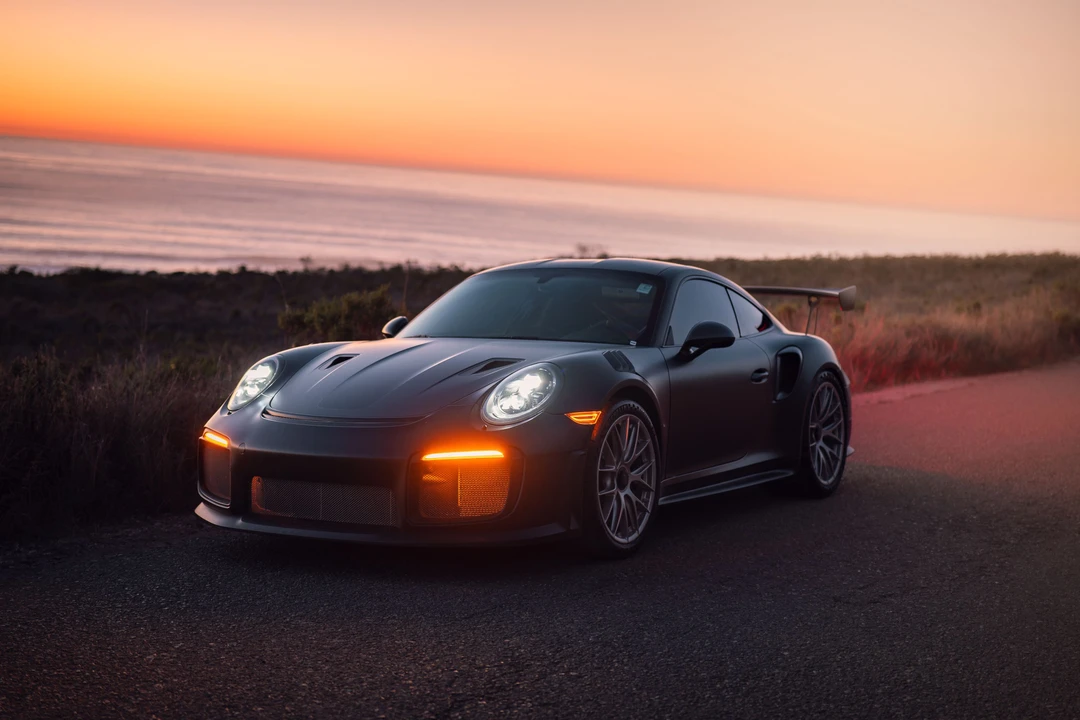 2018 Porsche 991 GT2 RS - Image 7 of 31
