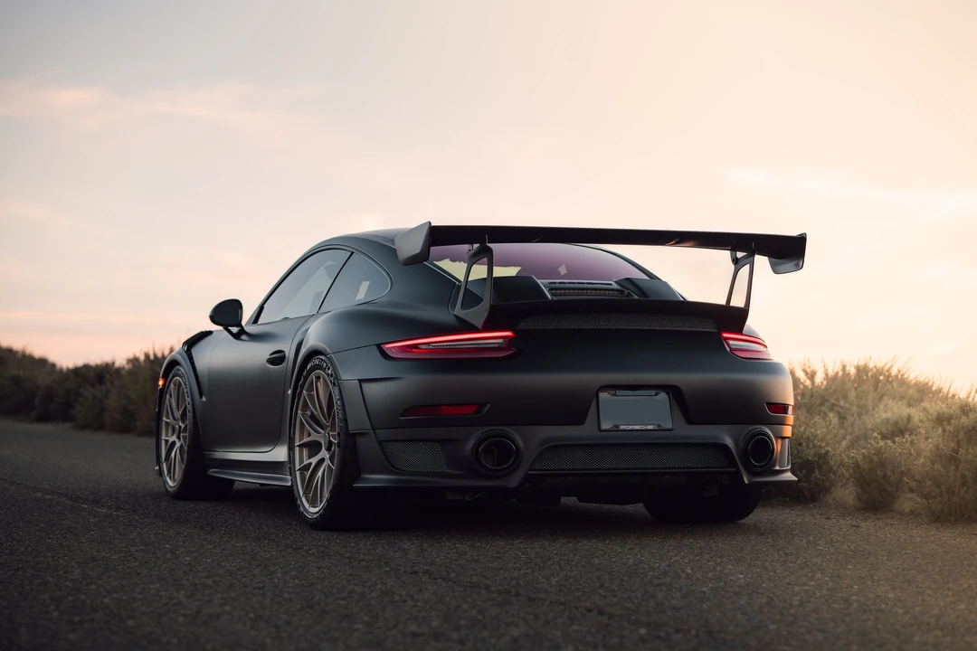 2018 Porsche 991 GT2 RS - Image 3 of 31
