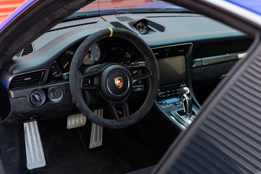 2018 Porsche 991 GT2 RS - Image 26 of 31