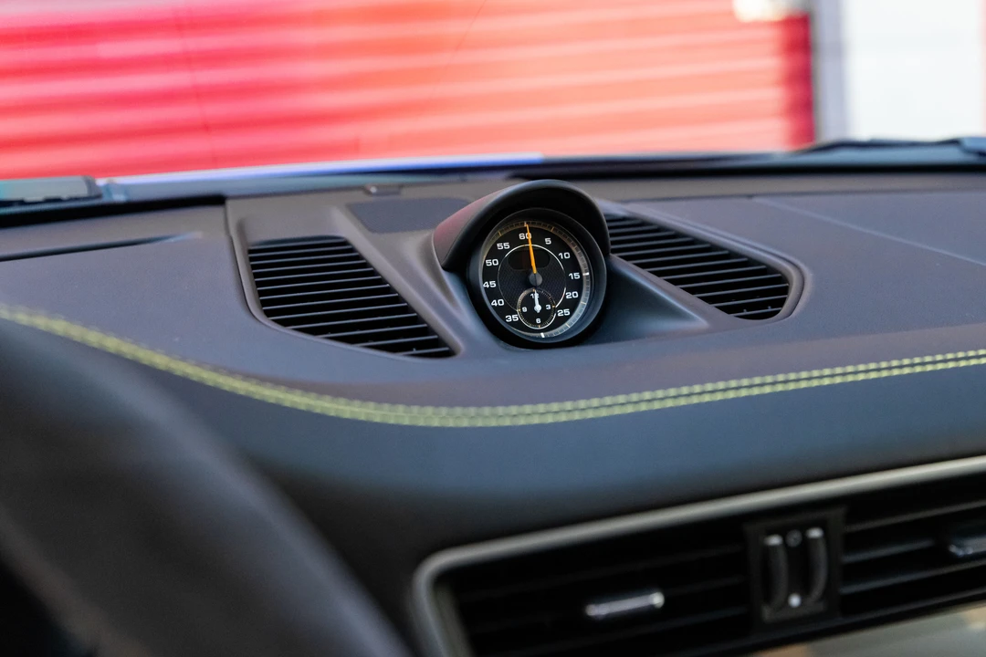 2018 Porsche 991 GT2 RS - Image 17 of 31