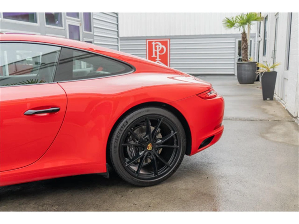 2018 Porsche 991 Carrera - Image 5 of 12