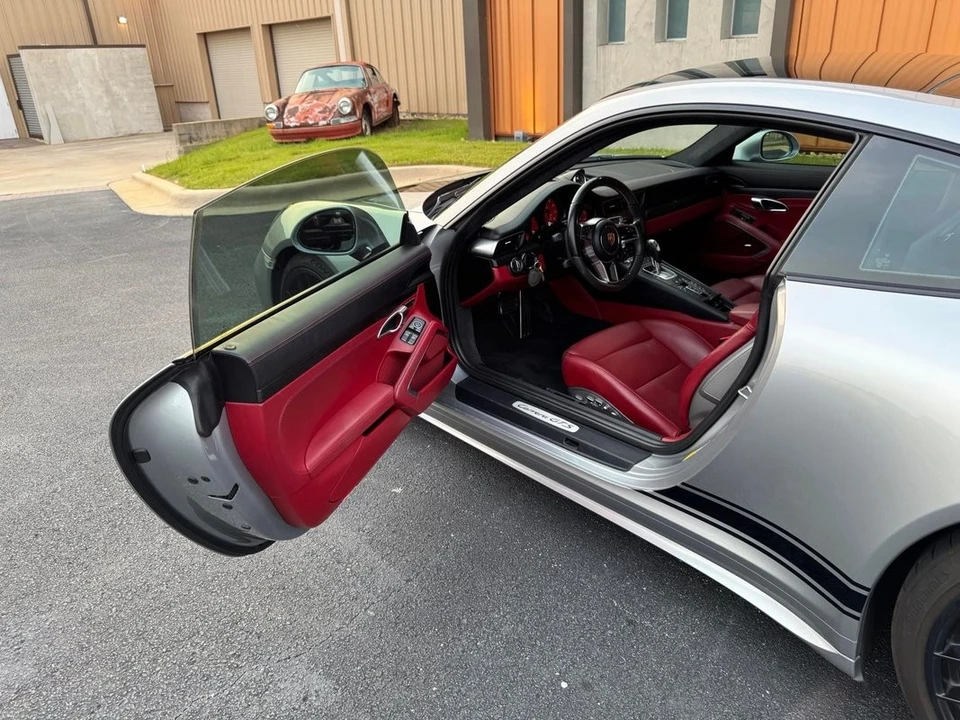 2018 Porsche 991 Carrera GTS - Image 16 of 21