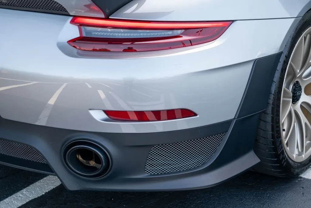 2018 Porsche 911 - Image 17 of 31