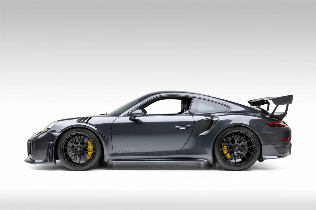 2018 Porsche 991 GT2 RS - Image 2 of 12