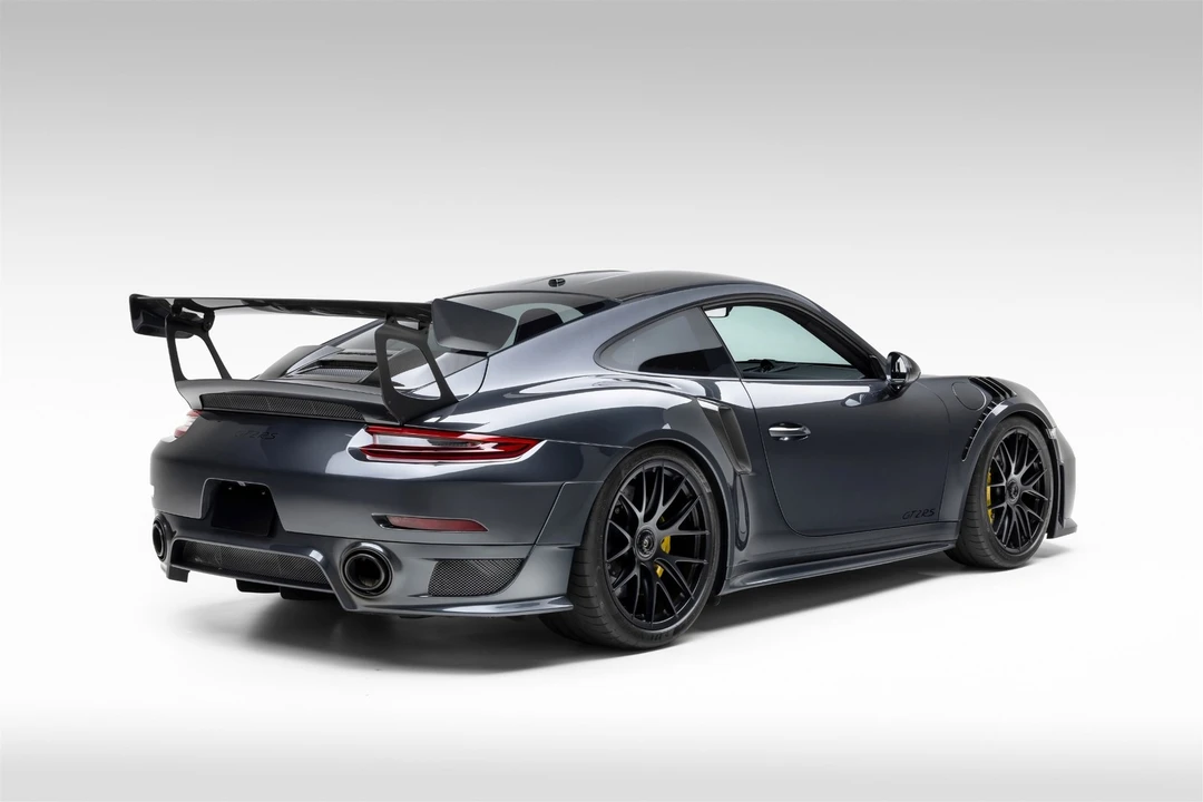 2018 Porsche 991 GT2 RS - Image 6 of 21