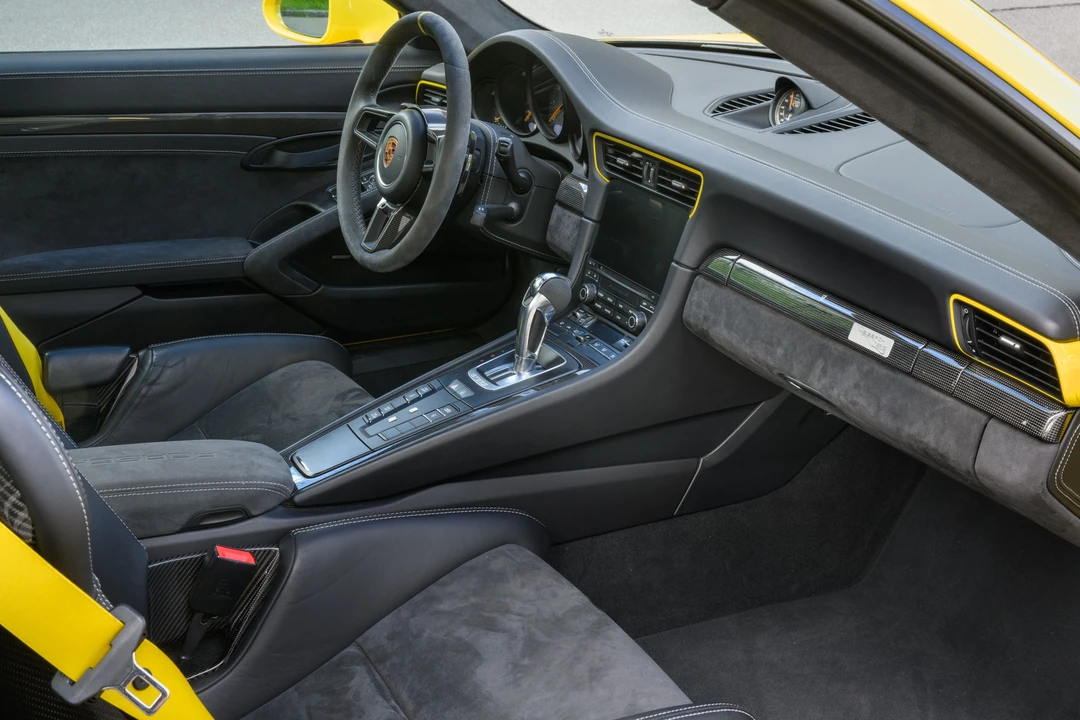 2018 Porsche 991 GT2 RS - Image 28 of 31