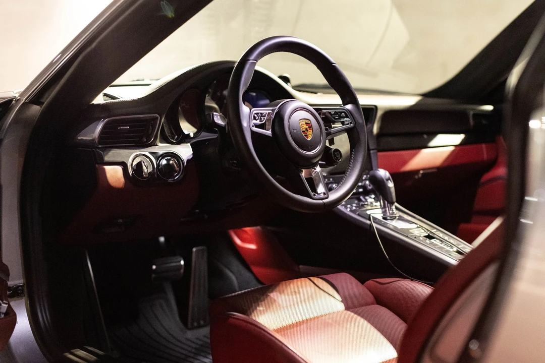 2018 Porsche 991 Carrera GTS - Image 5 of 5
