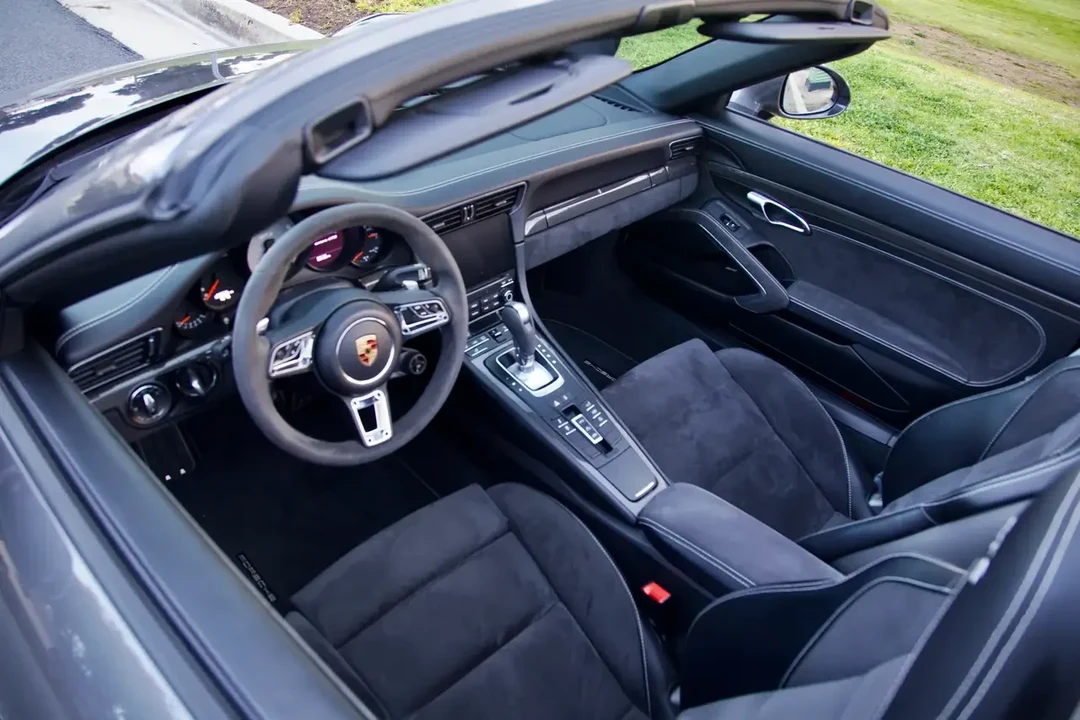 2018 Porsche 991 Carrera GTS - Image 5 of 5