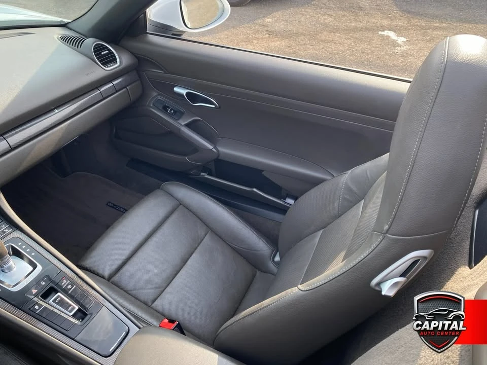 2018 Porsche 718 Boxster - Image 19 of 20