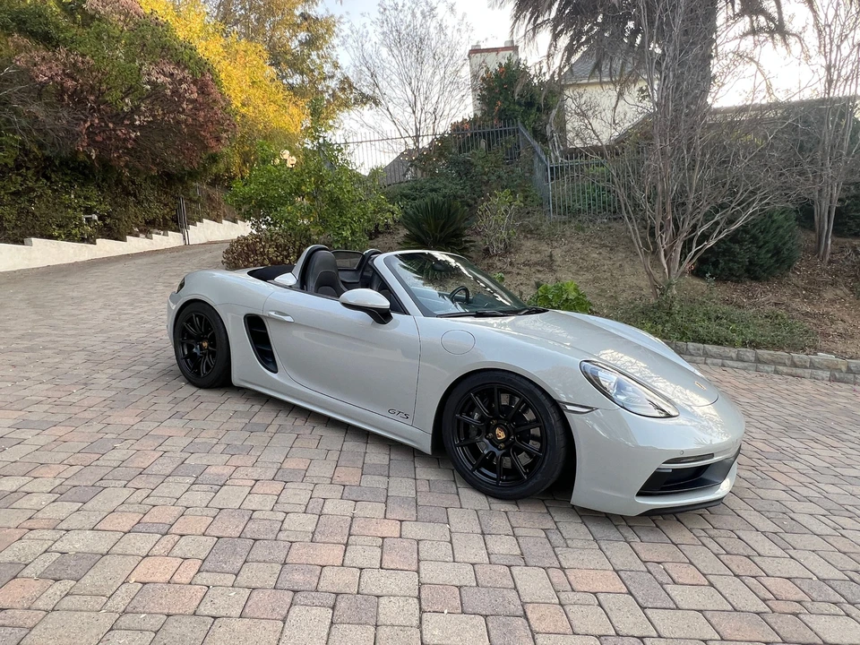 2018 Porsche 718 Boxster GTS - Image 8 of 31