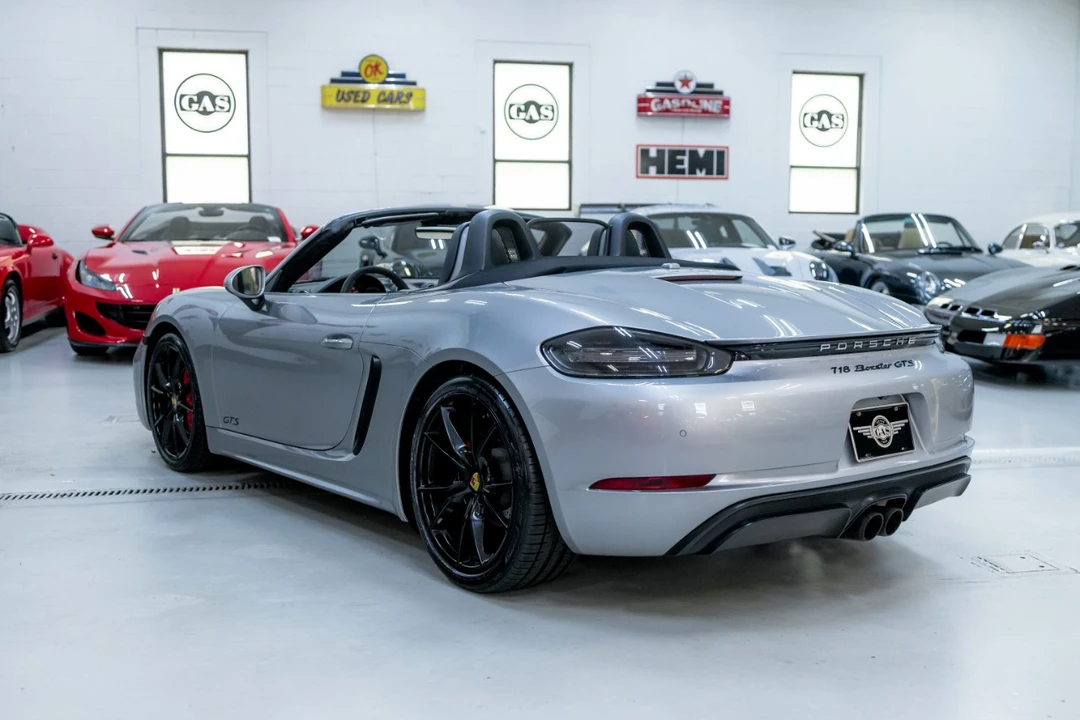 2018 Porsche 718 Boxster GTS - Image 9 of 12