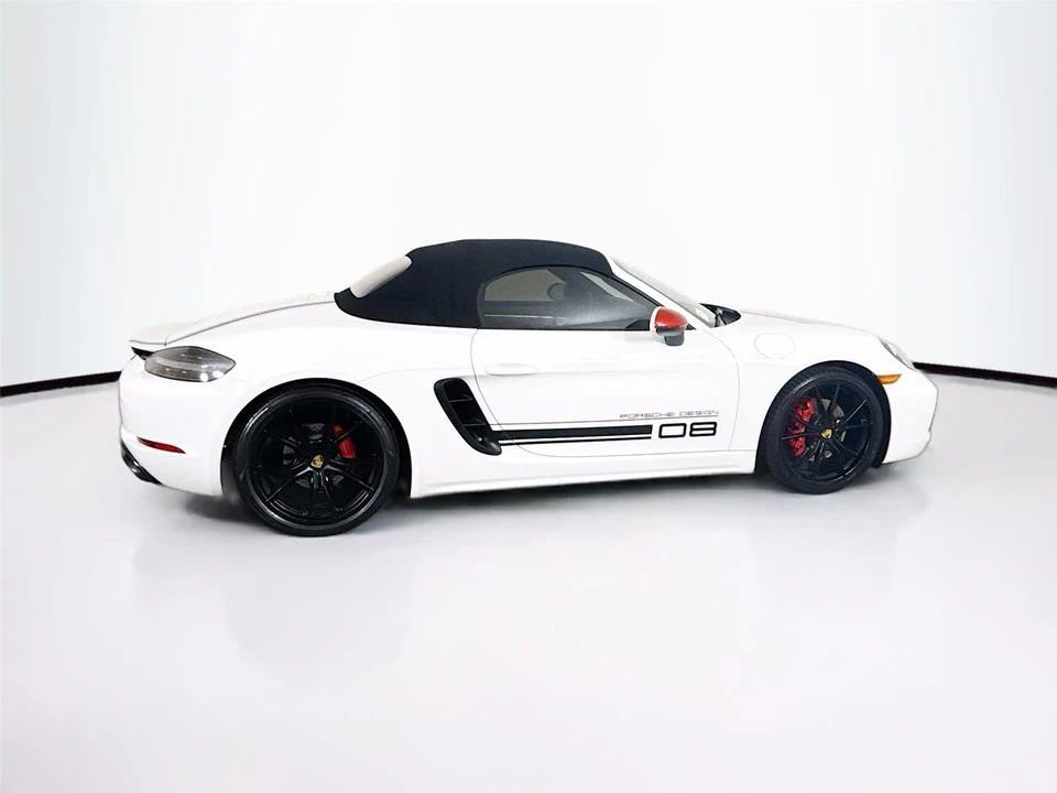 2018 Porsche 718 Boxster GTS - Image 8 of 21