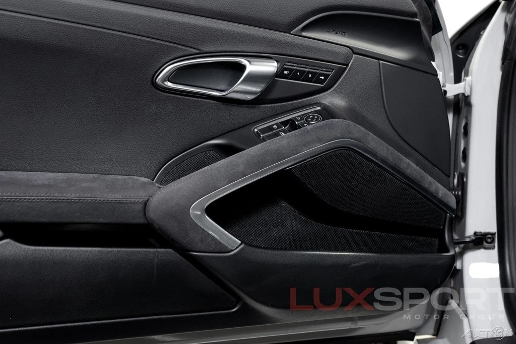 2018 Porsche 718 Boxster GTS - Image 14 of 21