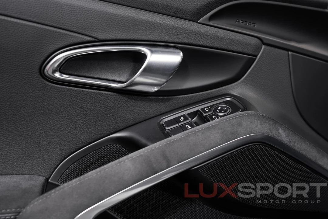 2018 Porsche 718 Boxster GTS - Image 15 of 31