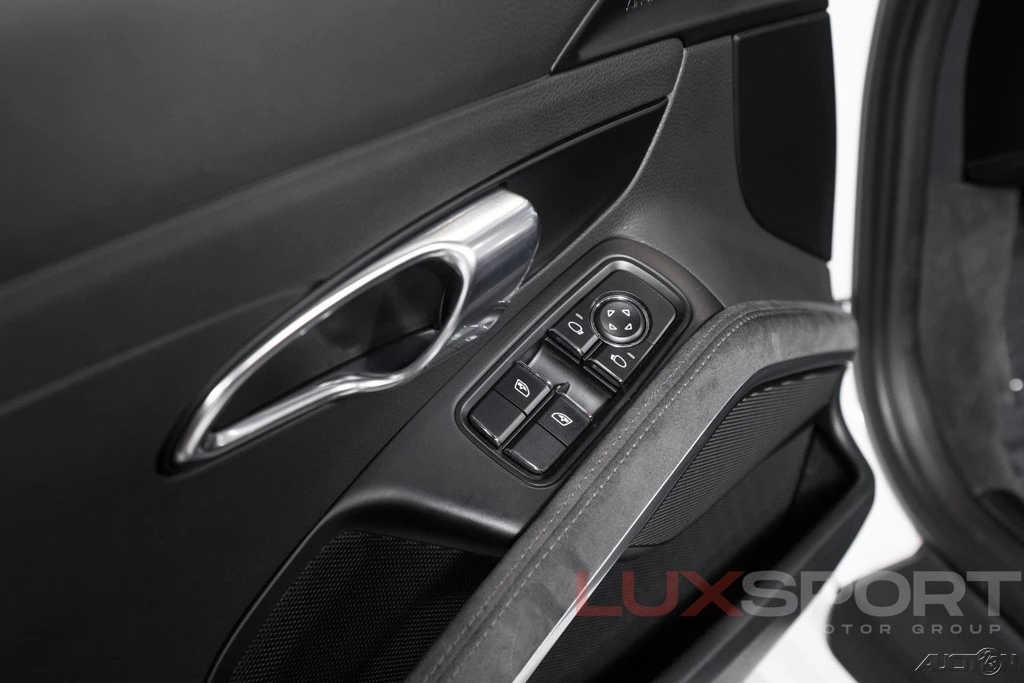 2018 Porsche 718 Boxster GTS - Image 20 of 24