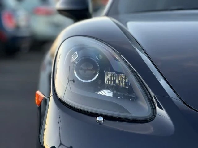 2018 Porsche 718 Boxster - Image 6 of 12