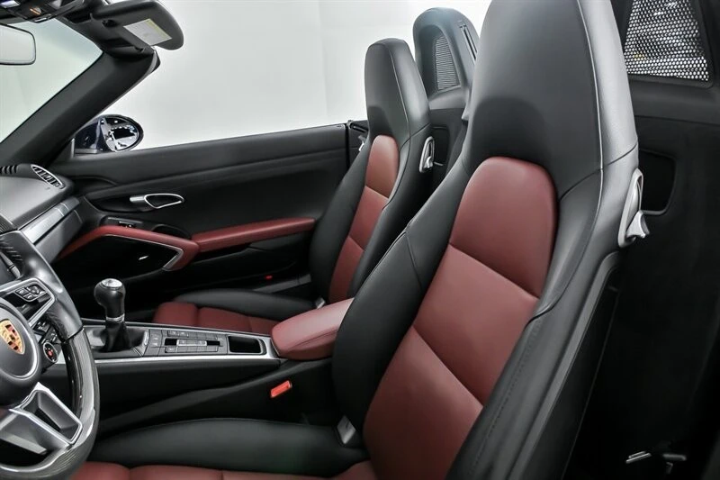 2018 Porsche 718 Boxster S - Image 17 of 31