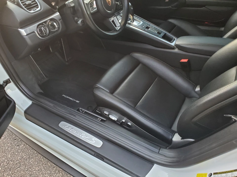2018 Porsche 718 Boxster S - Image 7 of 21