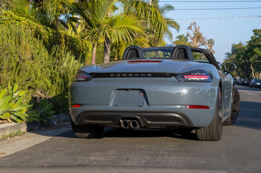 2018 Porsche 718 Boxster S - Image 2 of 15