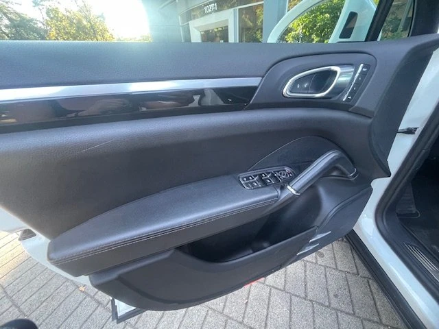 2018 Porsche 958 Cayenne - Image 11 of 14